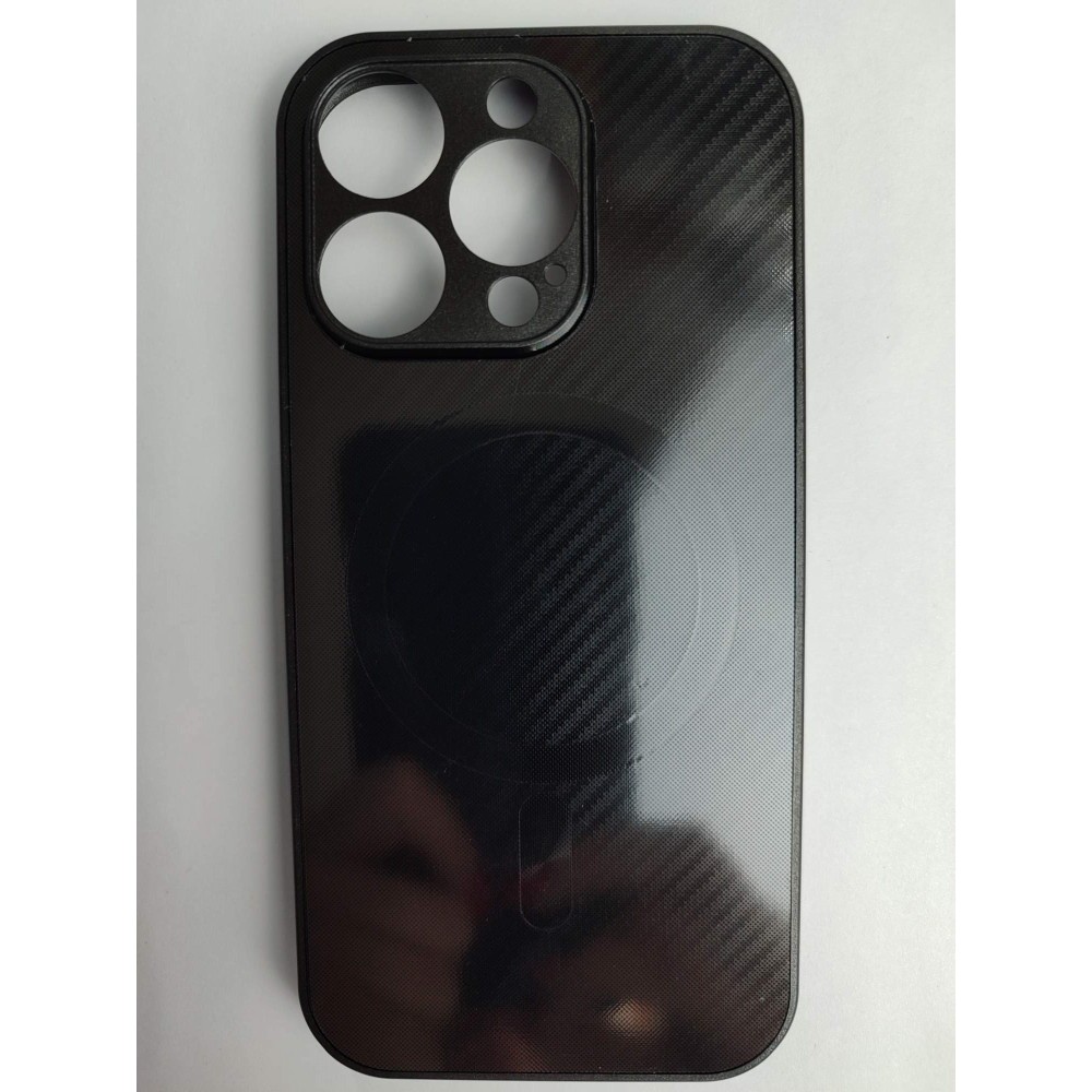 Чехол пластиковый iPhone 16 Pro карбон черный