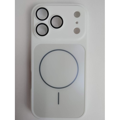 Чехол пластиковый iPhone 17 Pro Skin Case MagSafe с защитой камеры белый