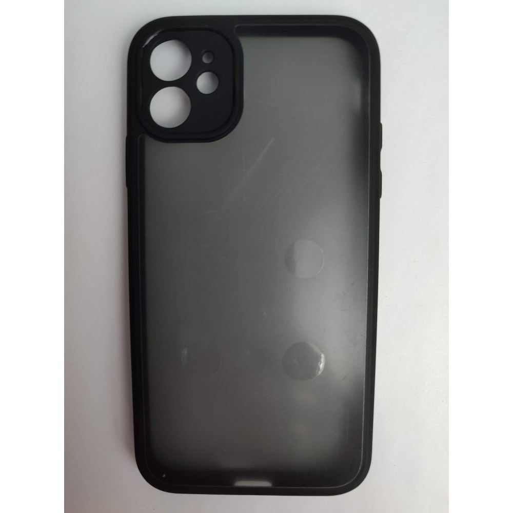 Чехол силиконовый iPhone 11 матовый с окантовкой черный