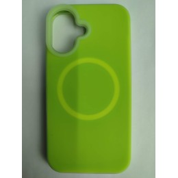 Чехол силиконовый iPhone 16 матовый с MagSafe салатовый