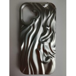 Чехол силиконовый iPhone 16 ВОЛНА 3D серебристый