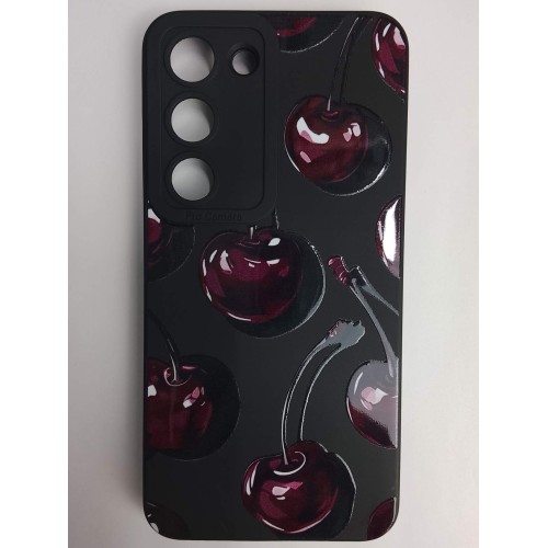 Чехол силиконовый Samsung S23 вишня на черном