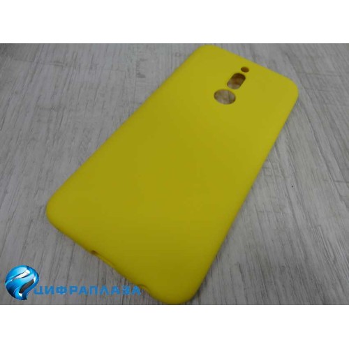 Чехол силиконовый Xiaomi Redmi 8 Soft Touch матовый желтый